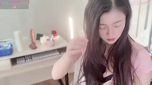 A-xena online show from November 2025 02:34:02 AM