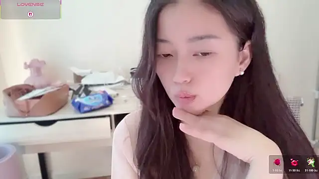 A-xena online show from November 2025 02:58:01 AM