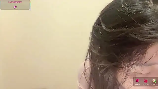 A-xena online show from December 2025 03:13:02 AM