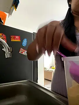 NatashaBrown12 online show from October 2025 12:06:01 PM