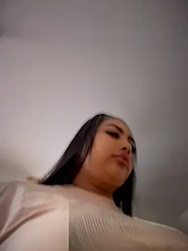 NatashaBrown12 online show from April 2026 02:06:01 PM