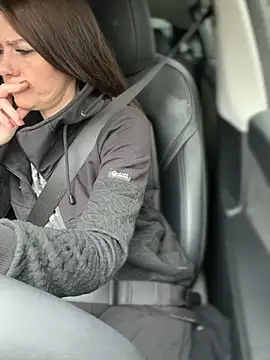 LadyLena1 online show from November 2025 06:48:02 PM