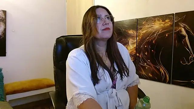 amalia brunette online show from March 2026 11:42:02 PM