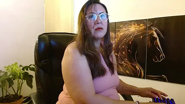 amalia brunette online show from March 2026 07:20:02 AM