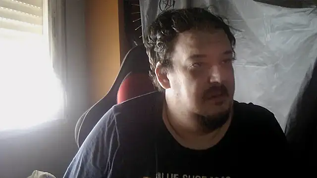 Snapshot of porkorossy chatting on July 2026 07:25:02 AM porkorossy online show from July 2026 07:25:02 AM