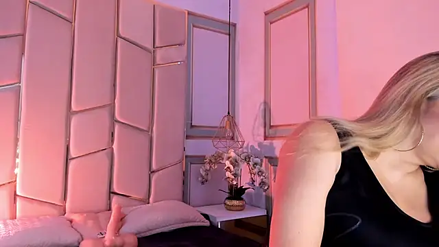 angel vibes  online show from April 2026 04:26:01 PM