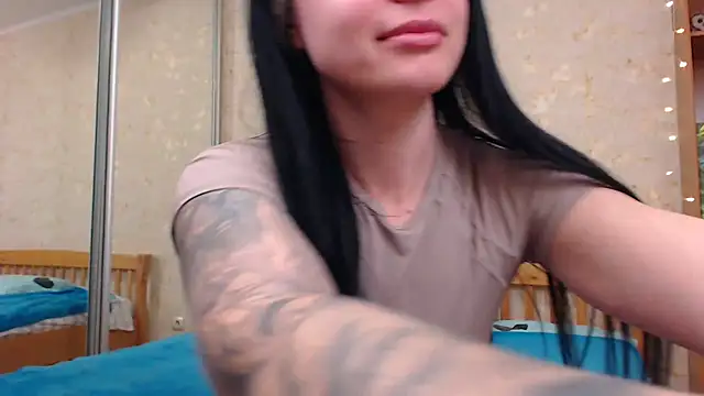 Snapshot of JuicyJess chatting on February 2025 10:49:02 PM JuicyJess online show from February 2025 10:49:02 PM