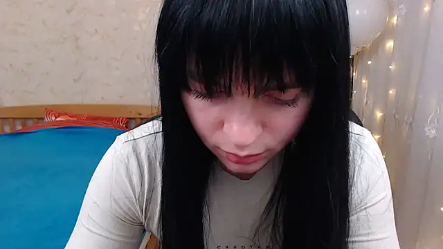 Snapshot of JuicyJess chatting on February 2025 04:05:01 PM JuicyJess online show from February 2025 04:05:01 PM