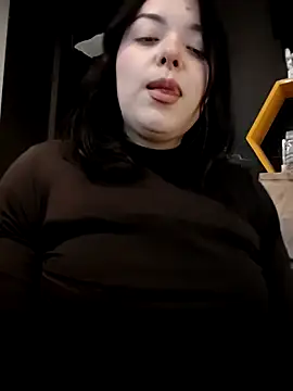 Snapshot of Chubbygrl20 chatting on November 2025 12:43:01 AM Chubbygrl20 online show from November 2025 12:43:01 AM