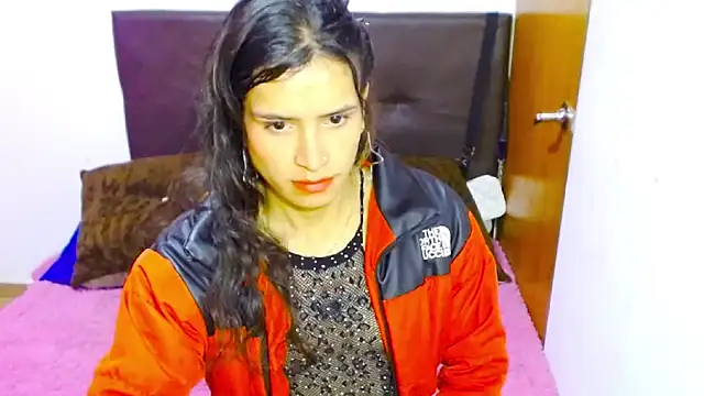 Queen camila online show from January 2025 10:17:01 AM