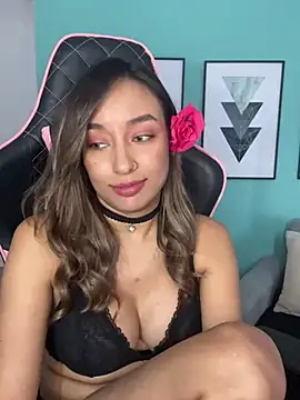 DianaHopson online show from December 2024 03:26:01 PM