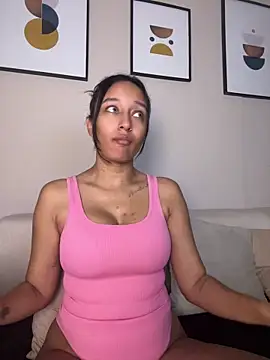 DianaHopson online show from July 2026 01:18:02 AM