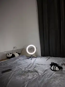 Ella Charm online show from October 2025 04:17:01 PM