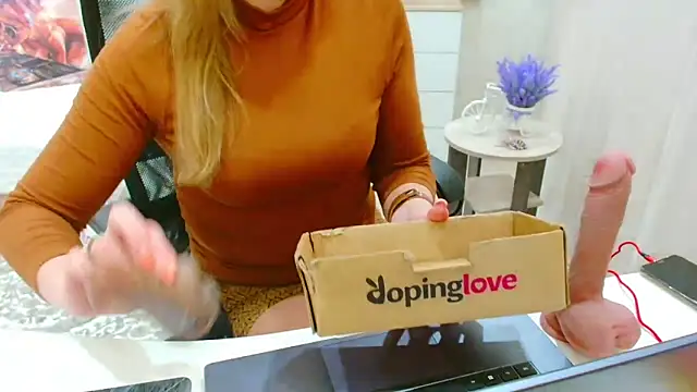 EveLove33 online show from March 2026 03:16:02 PM