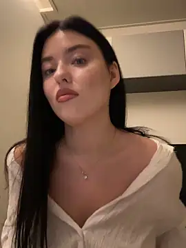 Angela Fosterr online show from October 2025 04:26:01 PM