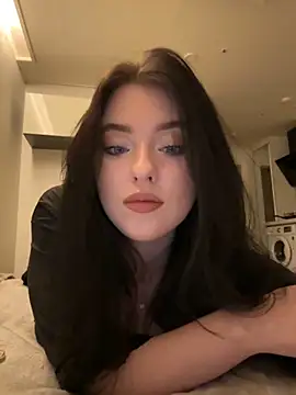 Angela Fosterr online show from February 2026 06:44:01 PM