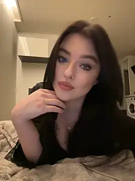 Angela Fosterr online show from February 2026 07:54:02 PM