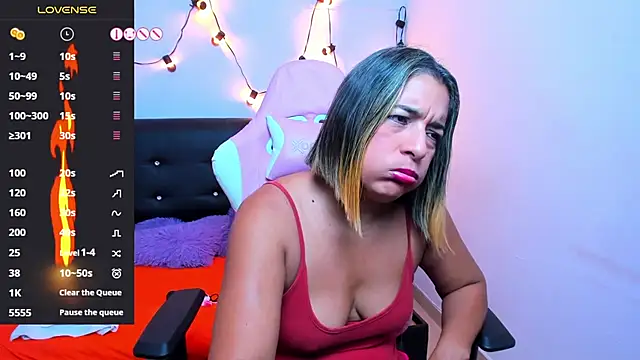 Snapshot of tammy_lynn69 chatting on December 2024 12:34:01 PM tammy lynn69 online show from December 2024 12:34:01 PM