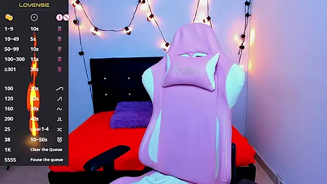 Snapshot of tammy_lynn69 chatting on January 2025 05:44:01 PM tammy lynn69 online show from January 2025 05:44:01 PM