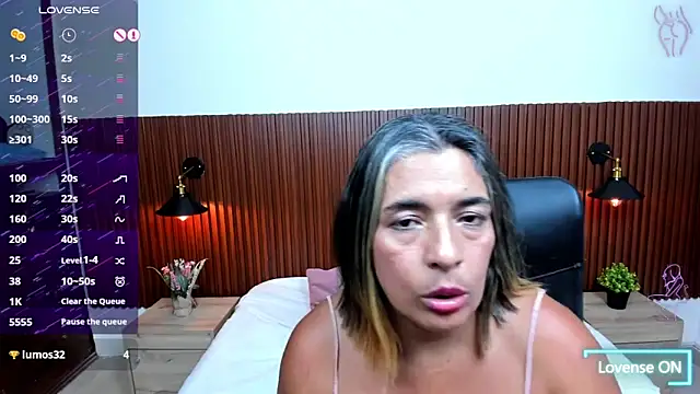 Snapshot of tammy_lynn69 chatting on February 2025 10:43:02 PM tammy lynn69 online show from February 2025 10:43:02 PM