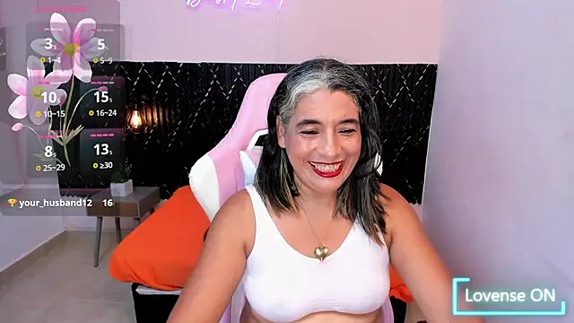 Snapshot of tammy_lynn69 chatting on September 2025 05:46:02 PM tammy lynn69 online show from September 2025 05:46:02 PM