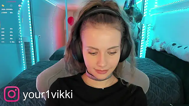 Vikki Cheese online show from February 2025 06:20:02 PM