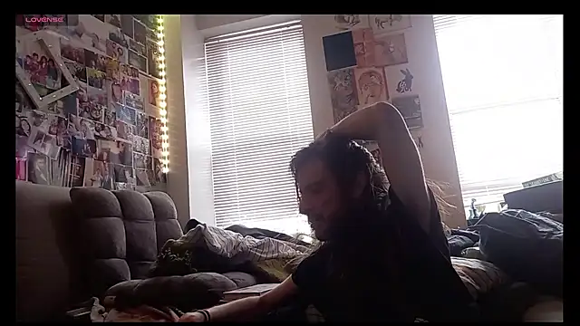 DownstairsSky online show from December 2024 04:37:01 PM