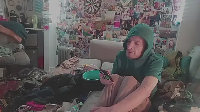 DownstairsSky online show from February 2025 02:49:02 AM