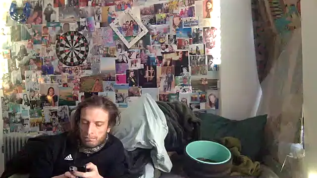 DownstairsSky online show from February 2025 03:30:02 PM