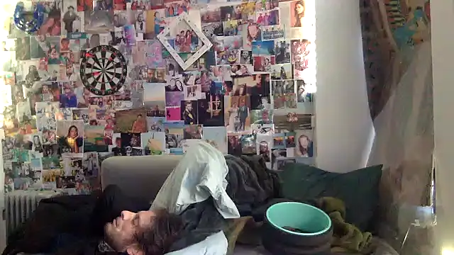 DownstairsSky online show from February 2025 06:34:02 PM