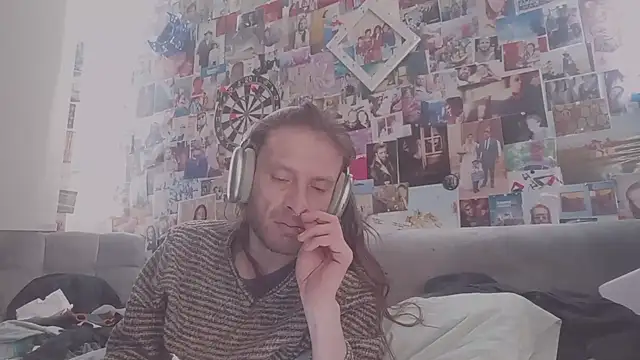 DownstairsSky online show from March 2025 07:32:02 AM