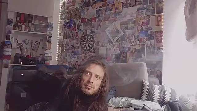 DownstairsSky online show from March 2025 03:13:02 PM