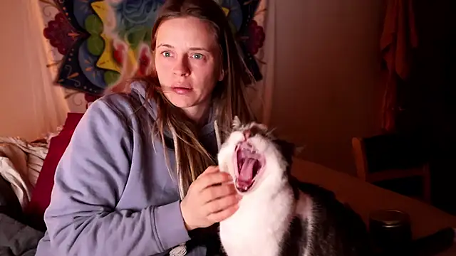 Snapshot of xxpixeyxx chatting on February 2025 09:23:01 AM xxpixeyxx online show from February 2025 09:23:01 AM