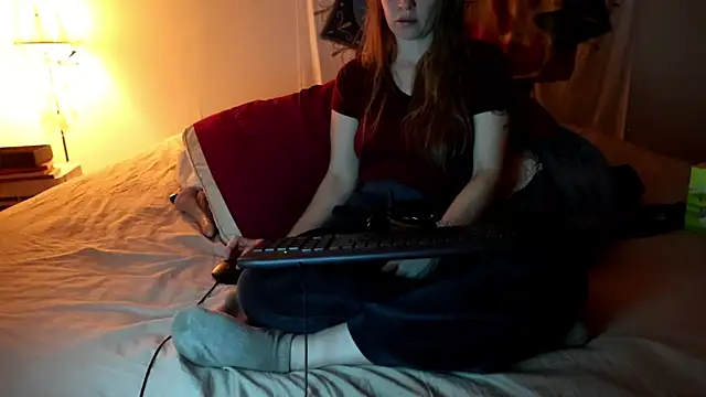 Snapshot of xxpixeyxx chatting on March 2025 02:04:01 AM xxpixeyxx online show from March 2025 02:04:01 AM