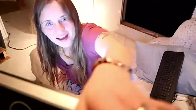 Snapshot of xxpixeyxx chatting on September 2025 03:52:01 AM xxpixeyxx online show from September 2025 03:52:01 AM