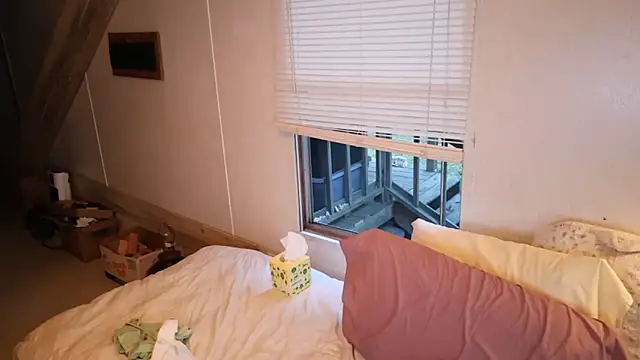 Snapshot of xxpixeyxx chatting on September 2025 11:42:02 PM xxpixeyxx online show from September 2025 11:42:02 PM