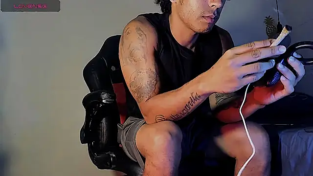 FuckHardlove online show from March 2025 01:53:02 AM