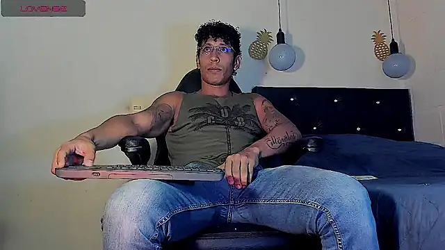 FuckHardlove online show from March 2025 10:45:02 PM