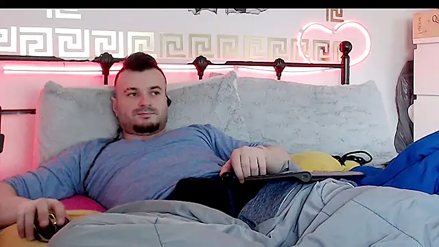 Snapshot of erotico69xxx chatting on September 2025 12:19:01 PM erotico69xxx online show from September 2025 12:19:01 PM