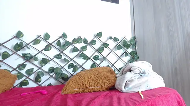 Latina BigBoobs online show from March 2025 02:43:02 PM