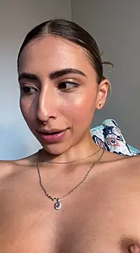 Snapshot of Ameellie chatting on December 2024 09:09:02 PM Ameellie online show from December 2024 09:09:02 PM