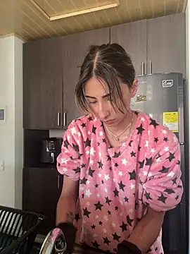 Snapshot of Ameellie chatting on January 2025 03:09:01 PM Ameellie online show from January 2025 03:09:01 PM