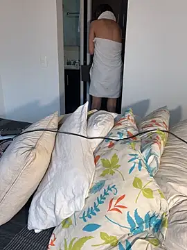 Snapshot of Ameellie chatting on January 2025 07:10:02 PM Ameellie online show from January 2025 07:10:02 PM