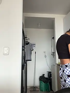 Snapshot of Ameellie chatting on March 2025 03:23:02 PM Ameellie online show from March 2025 03:23:02 PM