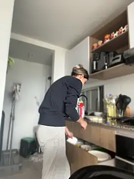 Ameellie online show from April 2026 03:30:02 PM