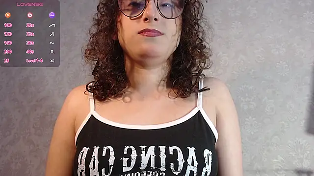 little  amy  online show from October 2025 08:35:01 PM