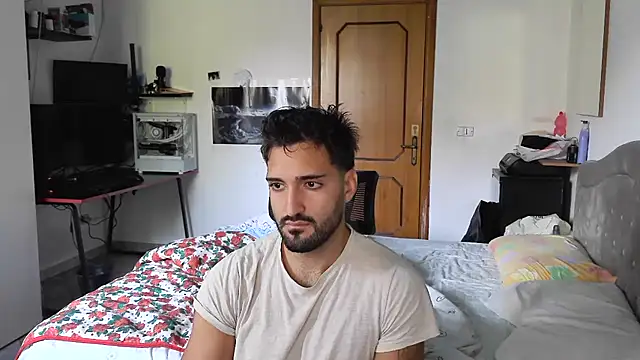 Snapshot of Alexox02 chatting on October 2025 08:46:02 AM Alexox02 online show from October 2025 08:46:02 AM