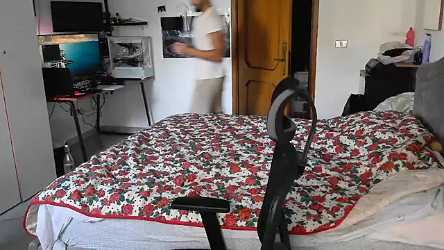 Snapshot of Alexox02 chatting on October 2025 03:23:02 PM Alexox02 online show from October 2025 03:23:02 PM