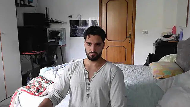 Snapshot of Alexox02 chatting on October 2025 09:10:01 AM Alexox02 online show from October 2025 09:10:01 AM