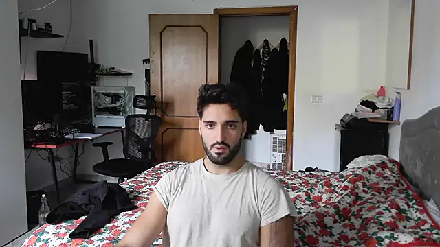 Snapshot of Alexox02 chatting on October 2025 11:44:02 AM Alexox02 online show from October 2025 11:44:02 AM